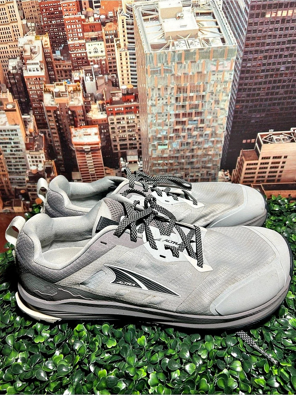 Altra Olympus 5 Athletic Shoes Gray & Black US 12